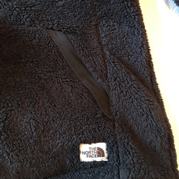 SOLD - The North Face Campshire Hoodie - Picture 2 of 3
